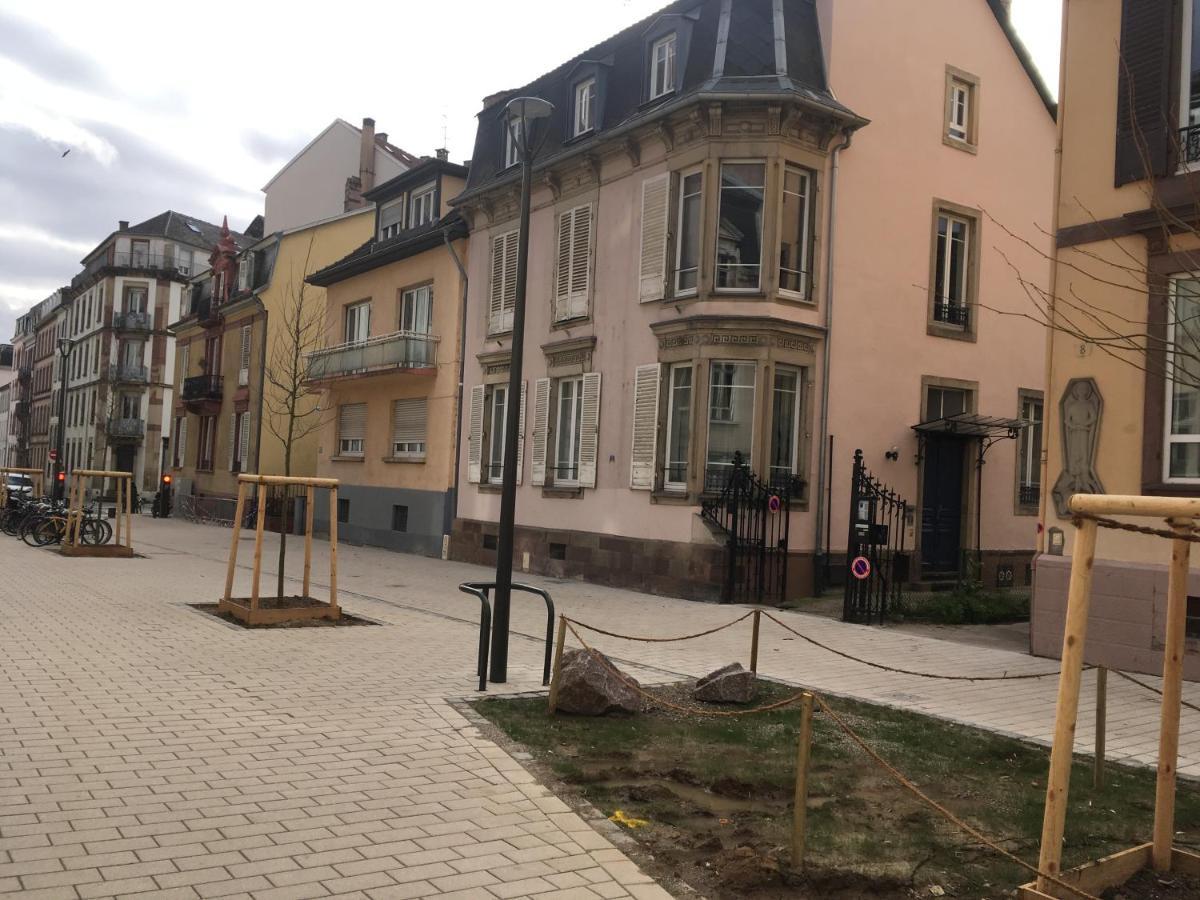 Lola Strasbourg Exterior photo
