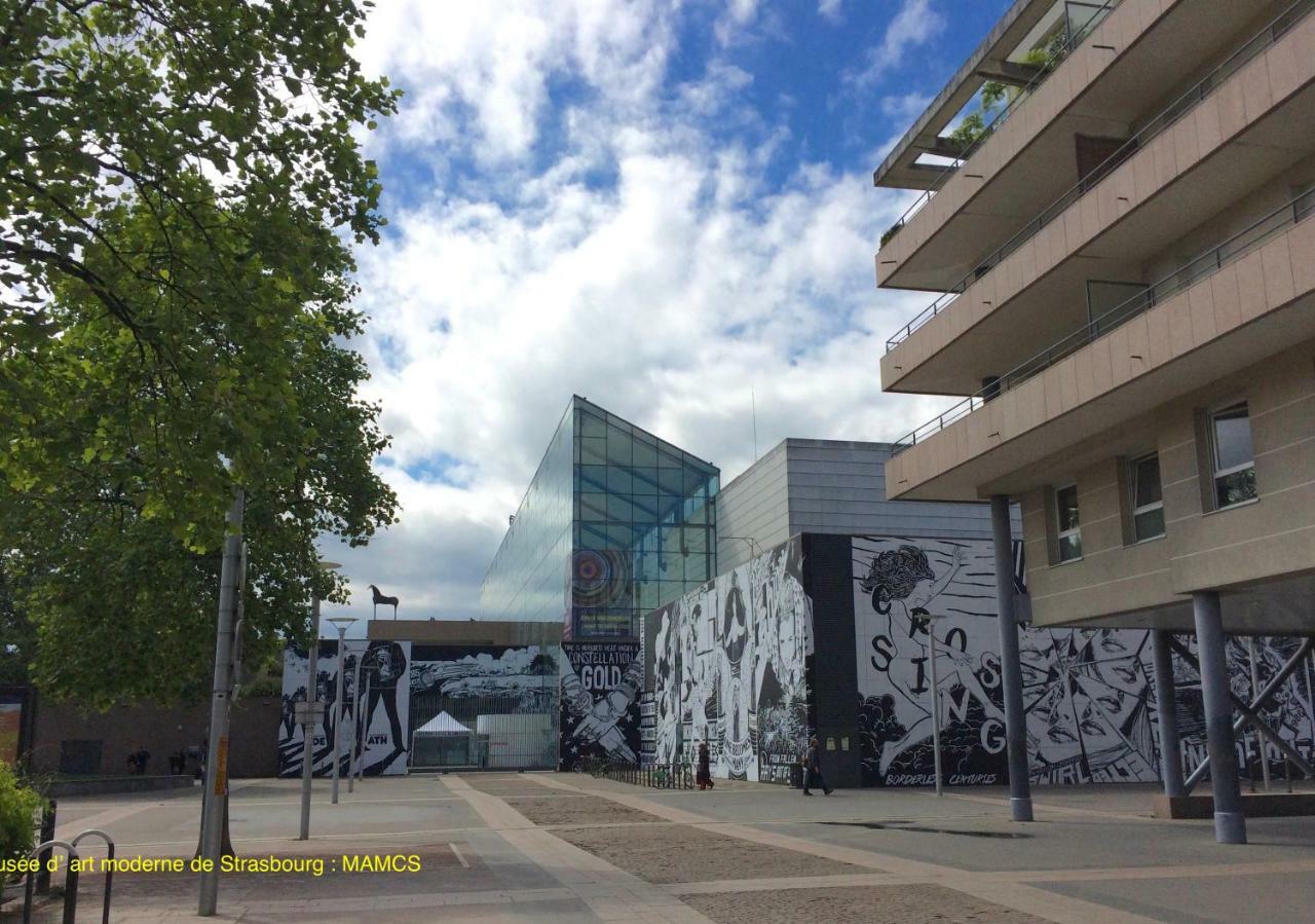 Lola Strasbourg Exterior photo